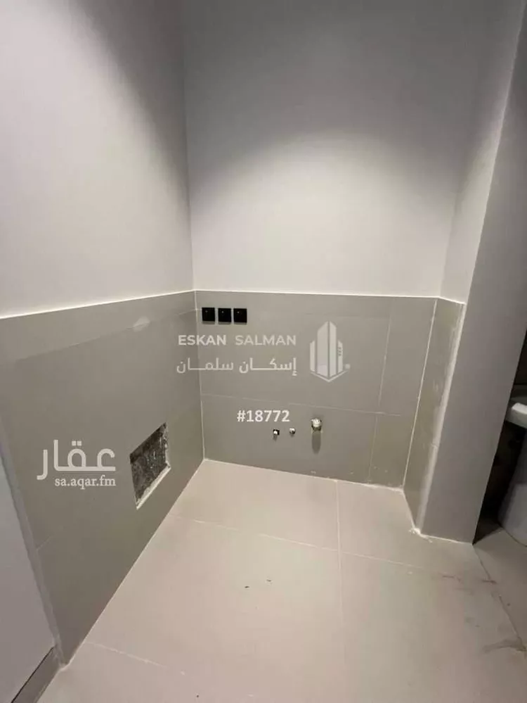 فيلا للبيع في شارع زياد بن أيوب, حي الرمال, مدينة الرياض, منطقة الرياض صورة 3