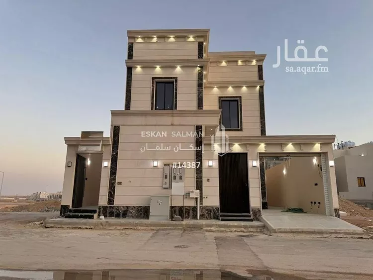 دور للبيع في شارع الصبح الأسفل, حي الجنادرية, مدينة الرياض, منطقة الرياض