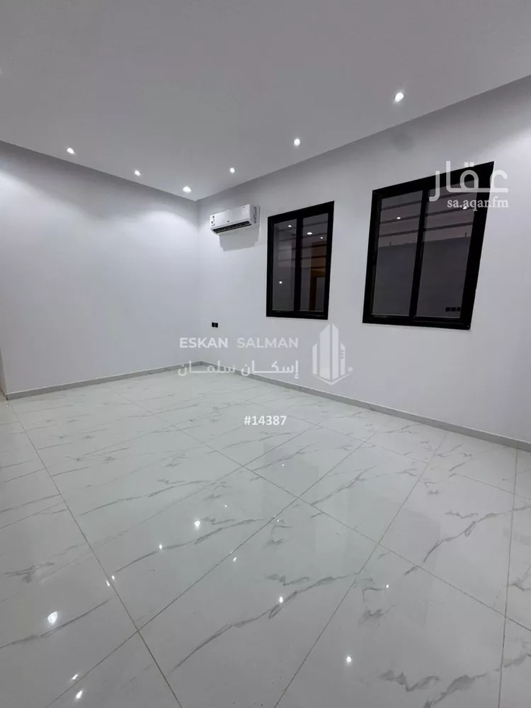 دور للبيع في شارع الصبح الأسفل, حي الجنادرية, مدينة الرياض, منطقة الرياض صورة 2