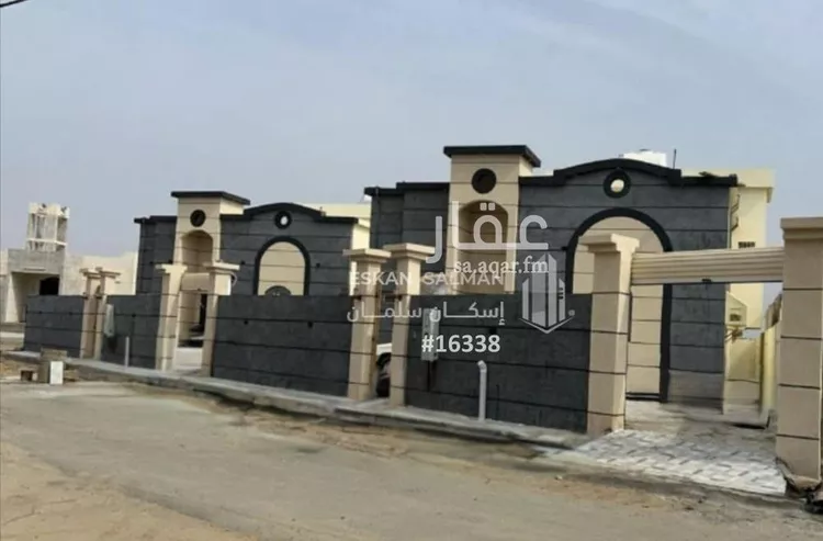فيلا للبيع في شارع عثمان بن عفان, حي العمارية, مدينة أحد المسارحة, منطقة جازان صورة 2