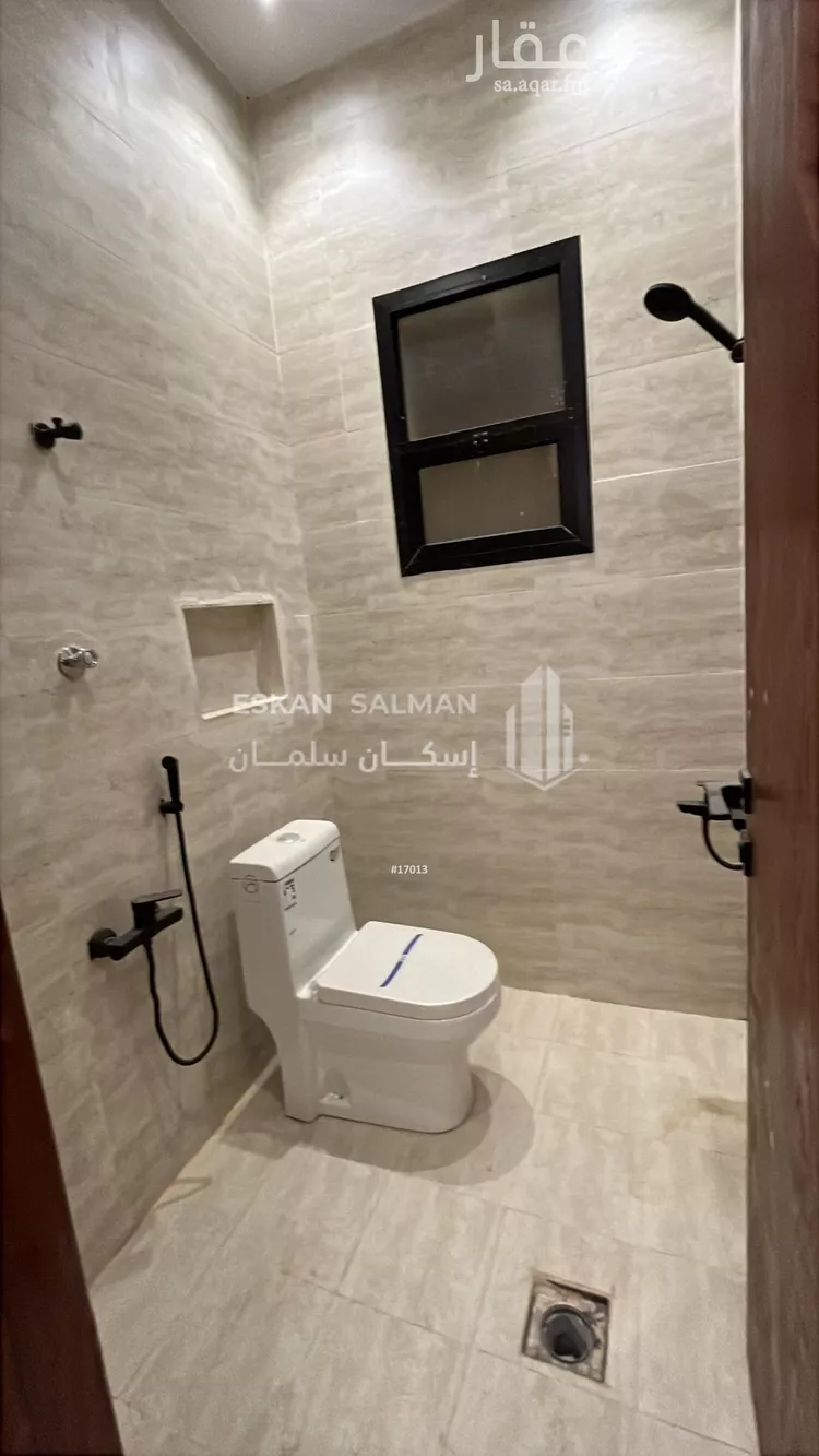 دور للبيع في شارع أحمد بن المتوج, حي بدر, مدينة الرياض, منطقة الرياض صورة 5