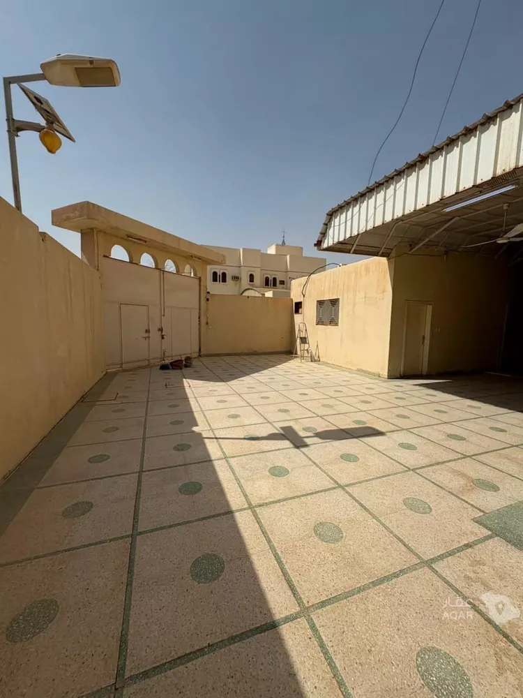 فيلا للبيع في شارع سعد بن عمارة , حي ظهرة البديعة, مدينة الرياض, منطقة الرياض