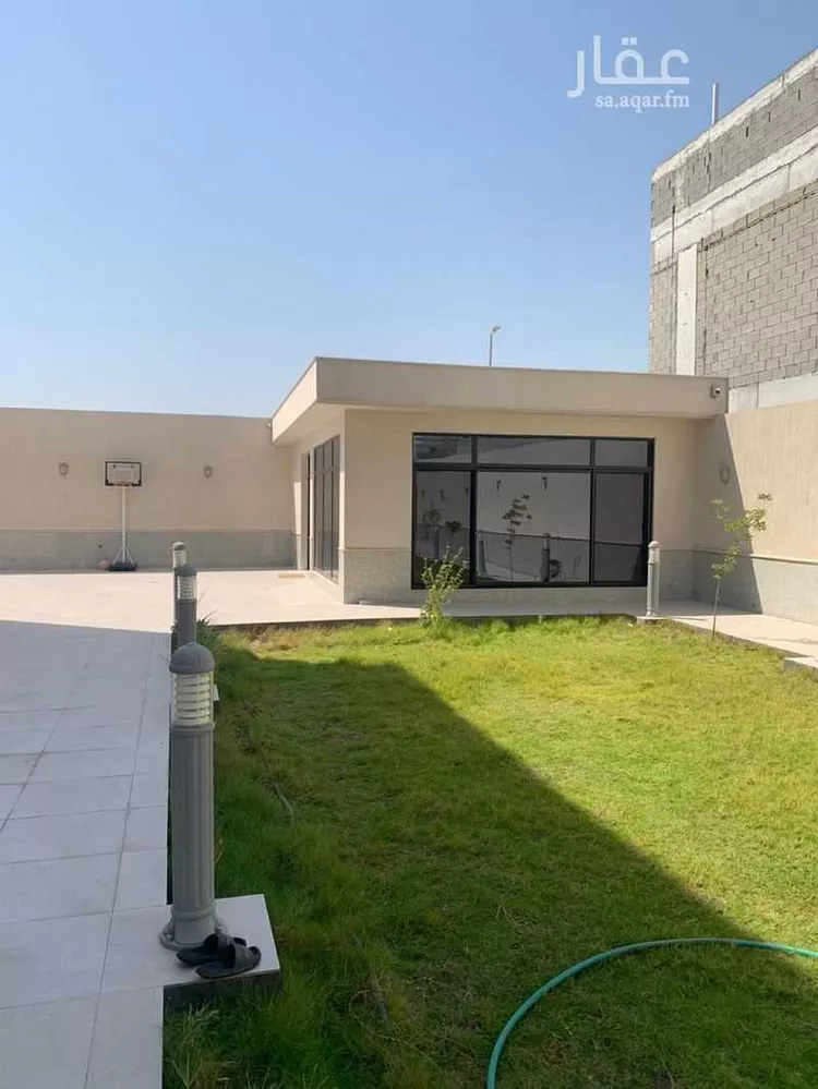 فيلا للبيع في شارع الاحرار, حي البحر, مدينة الخبر, المنطقة الشرقية 6