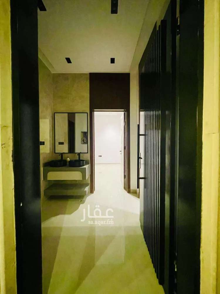 دور للبيع في شارع محمد حسين هيكل, حي طويق, مدينة الرياض, منطقة الرياض صورة 5
