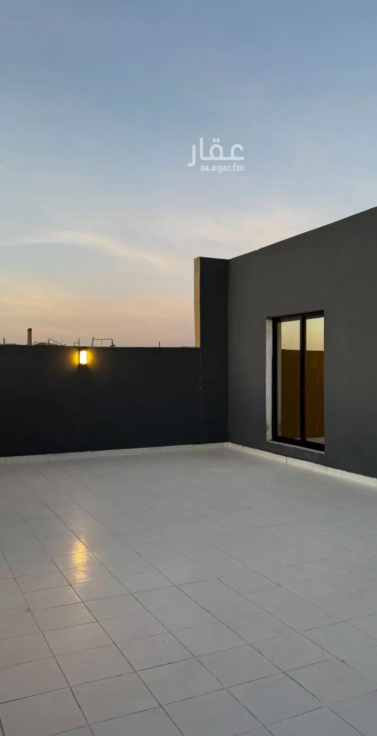 دور للبيع في شارع الفواز ، حي عكاظ ، الرياض ، منطقة الرياض صورة 4