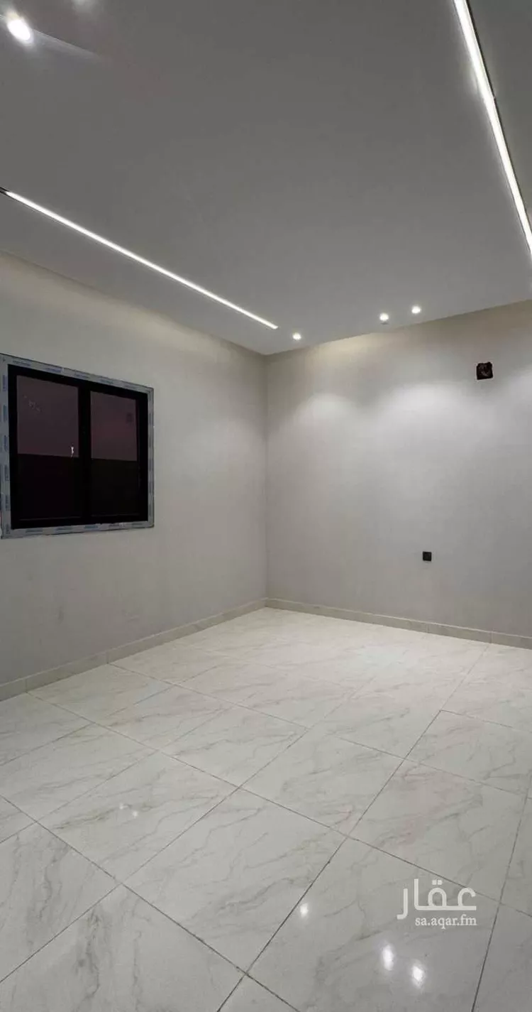 دور للبيع في شارع حسن مشاط, حي عكاظ, مدينة الرياض, منطقة الرياض صورة 4