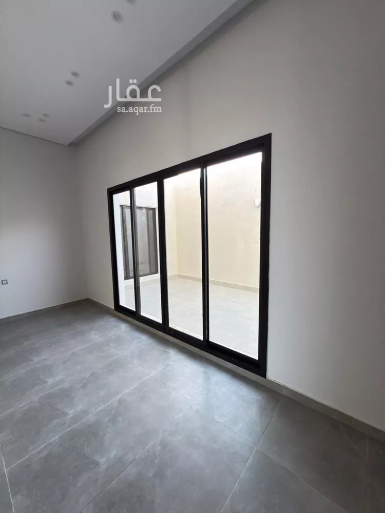 فيلا للبيع في شارع ابن الصاحب, حي الورود, مدينة الخرج, منطقة الرياض صورة 2