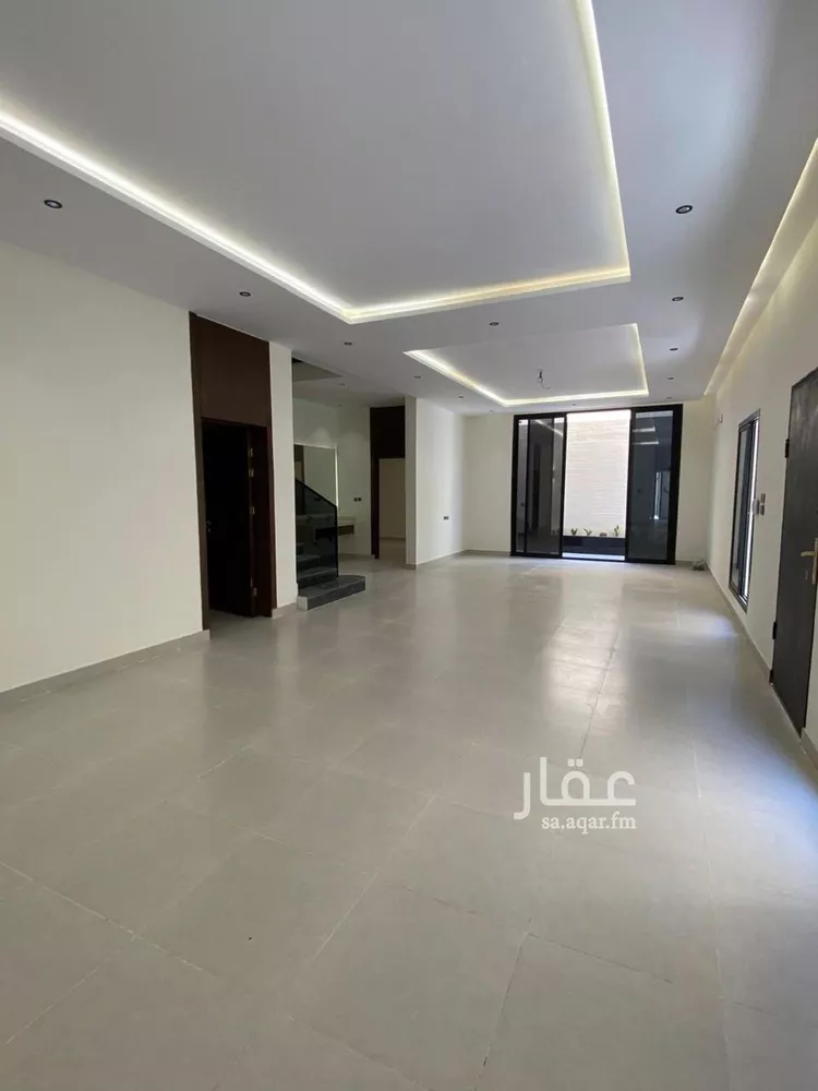 شقة للبيع في شارع عبدالعزيز بن أحمد التميمي, حي السويدي, مدينة الرياض, منطقة الرياض صورة 2