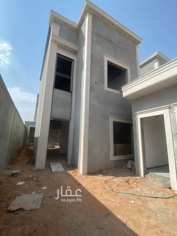 فيلا للبيع في شارع ابن الصاحب, حي الورود, مدينة الخرج, منطقة الرياض صورة 2