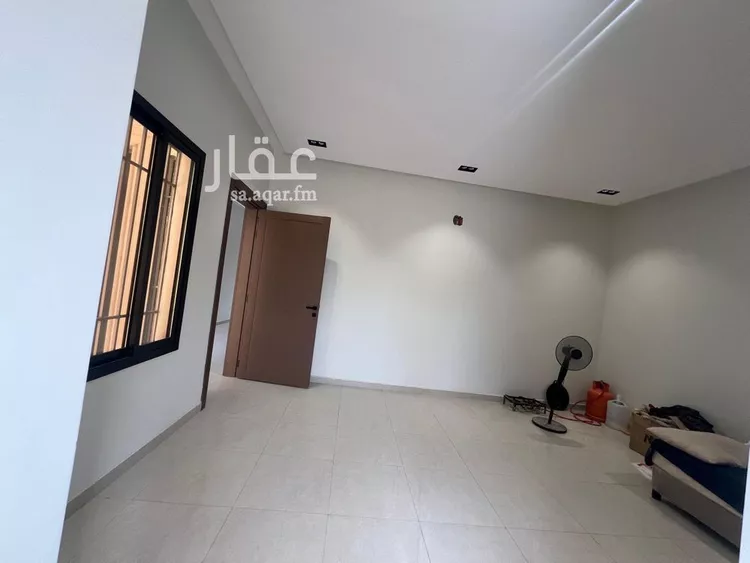 Floor for Sale in Riyadh Badr صورة 4