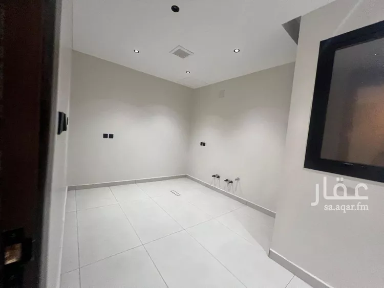 دور للبيع في شارع ثابت بن وديعة, حي العوالي, مدينة الرياض, منطقة الرياض صورة 3