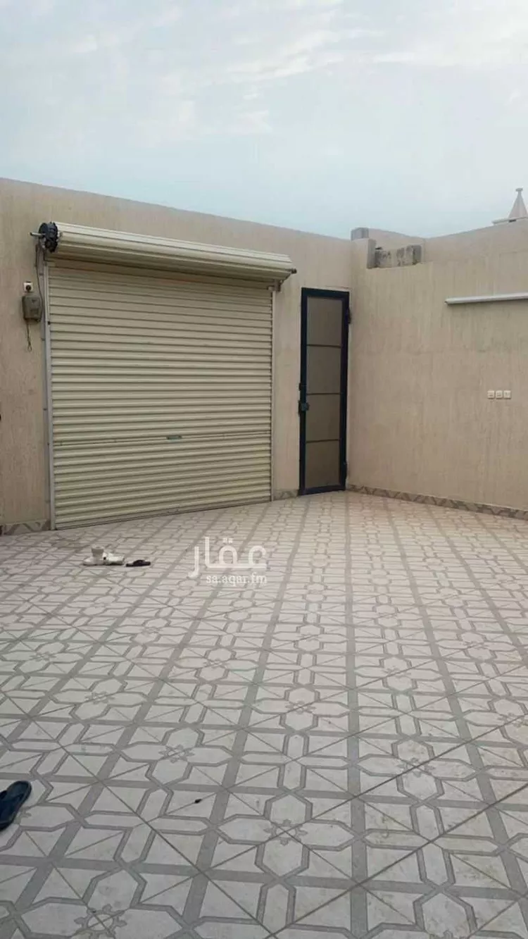 Floor for Sale in Riyadh Tuwaiq