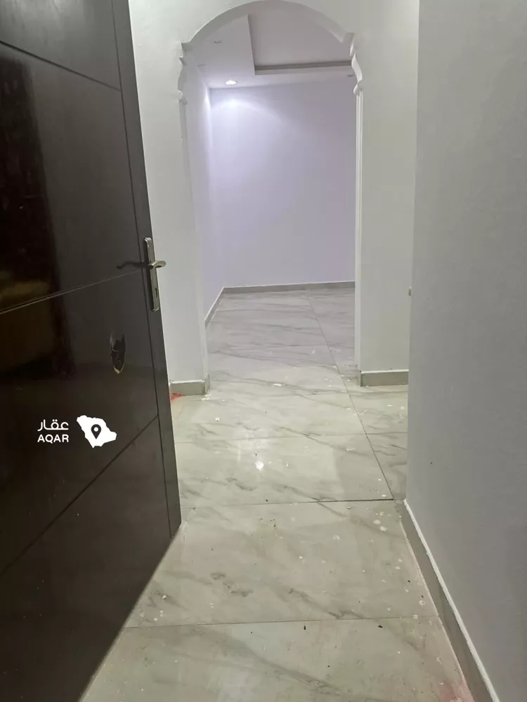 Floor for Rent in Riyadh Tuwaiq 10
