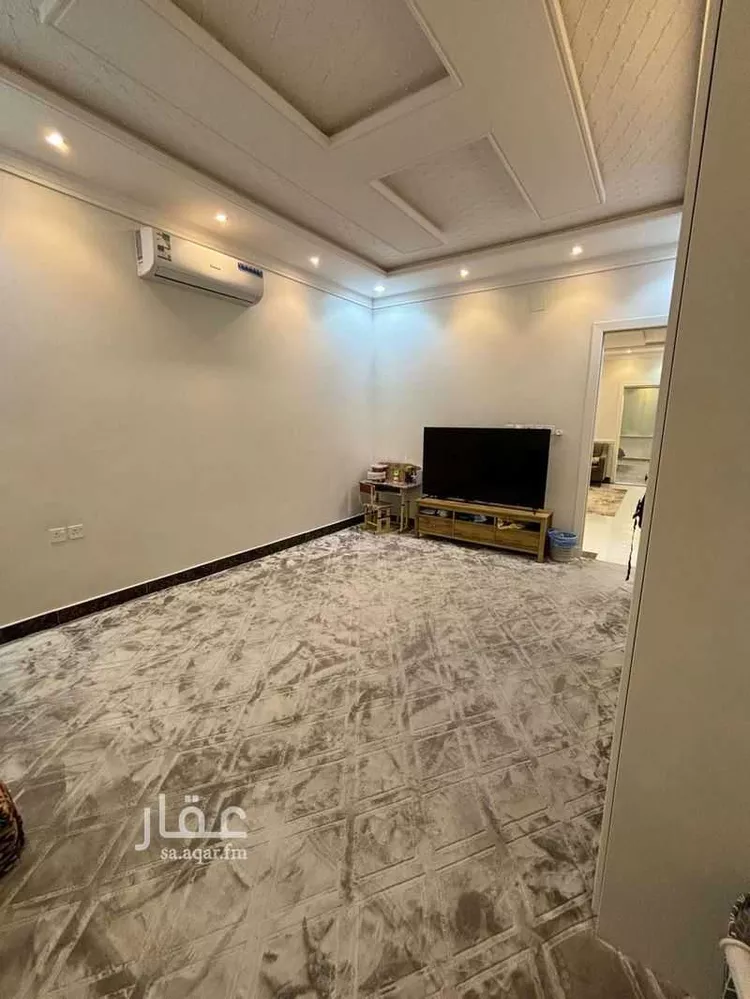 فيلا للإيجار في شارع عمر بن علي الجعدي, حي طويق, مدينة الرياض, منطقة الرياض صورة 3