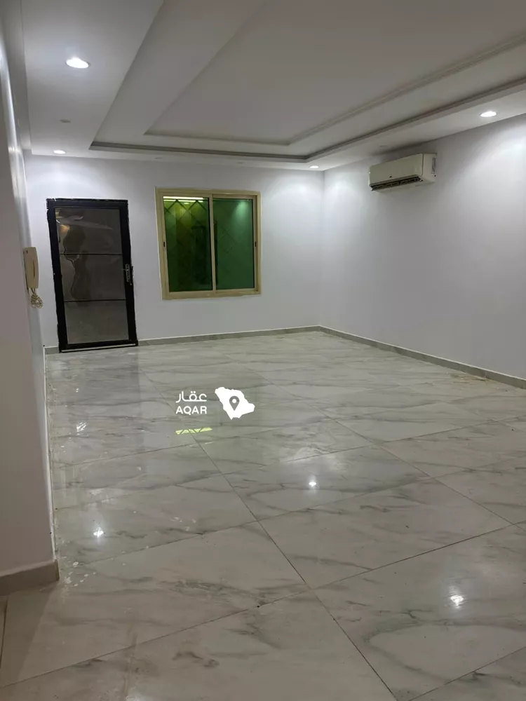 Floor for Rent in Riyadh Tuwaiq 15