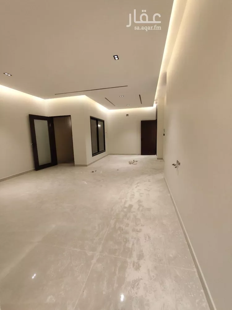 دور للبيع في شارع كعب الهجري, حي عكاظ, مدينة الرياض, منطقة الرياض صورة 4
