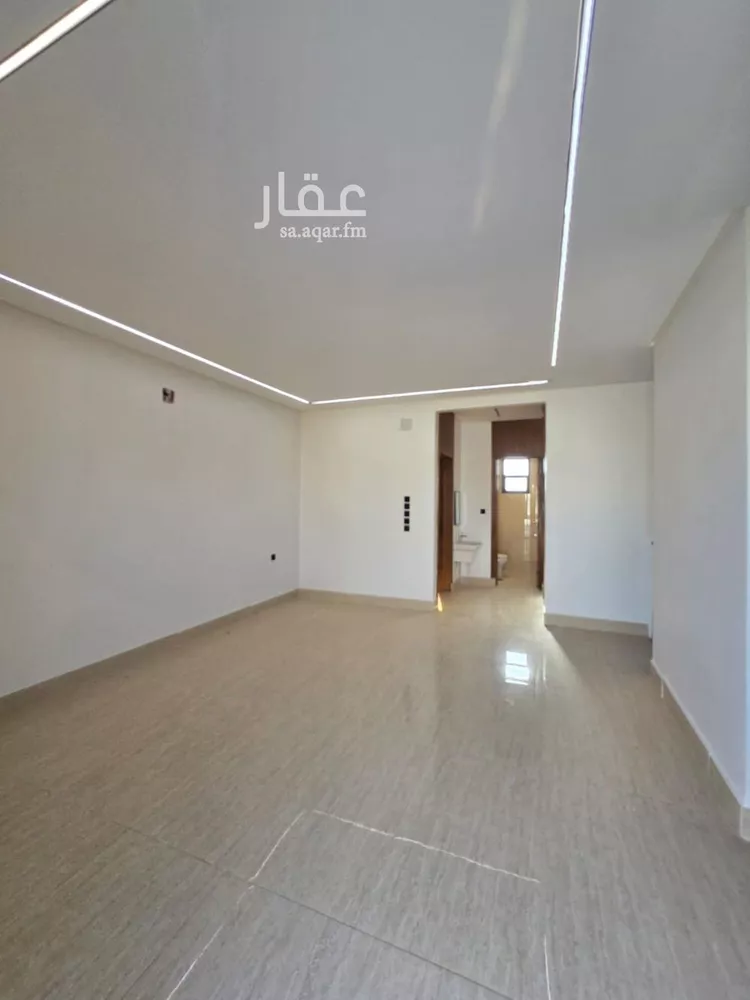 فيلا للبيع في شارع احمد الابشيطي, حي طويق, مدينة الرياض, منطقة الرياض صورة 2