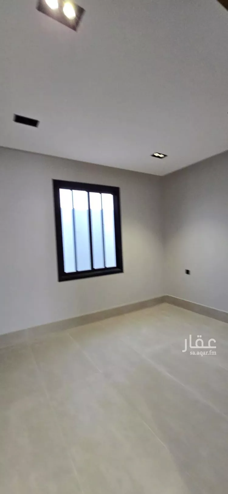 فيلا للبيع في شارع ابراهيم رفعت, حي عكاظ, مدينة الرياض, منطقة الرياض صورة 3