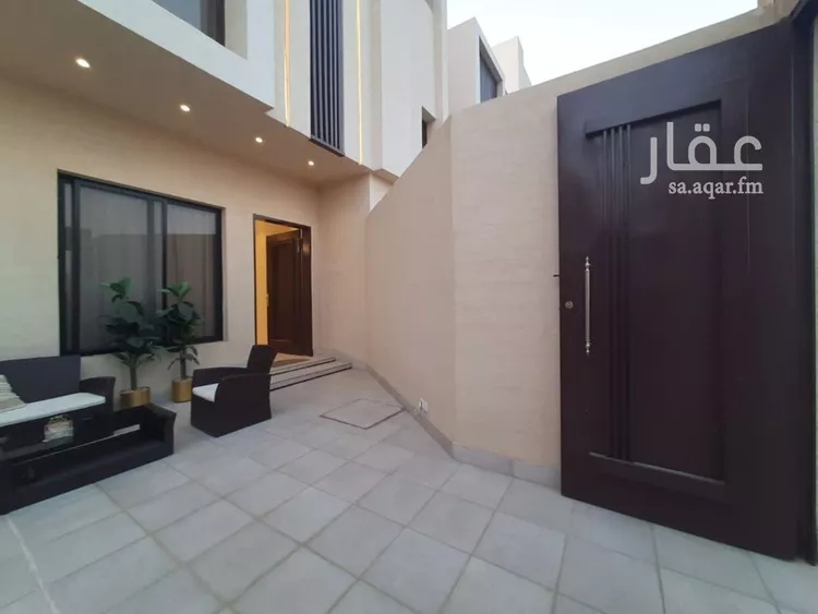 دور للبيع في شارع محمد الفاضل, حي عكاظ, مدينة الرياض, منطقة الرياض صورة 2