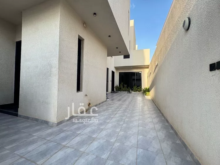 فيلا للبيع في شارع احمد الشوائطي, حي المهدية, مدينة الرياض, منطقة الرياض صورة 2