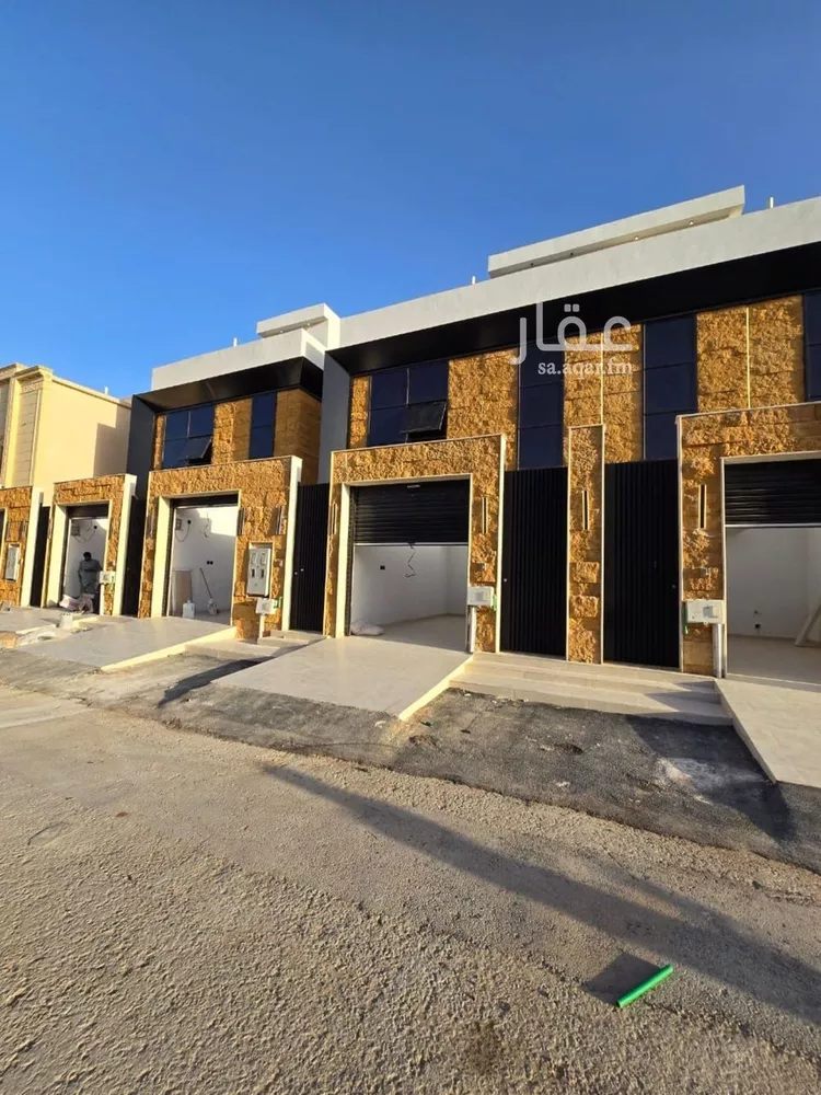 دور للبيع في شارع يوسف المفيد, حي العوالي, مدينة الرياض, منطقة الرياض صورة 2