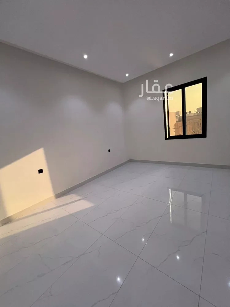 دور للبيع في شارع عبد الله زواوي, حي ظهرة البديعة, مدينة الرياض, منطقة الرياض صورة 3