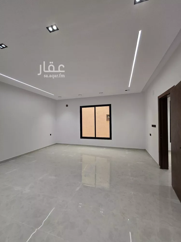 Floor for Sale in Riyadh Tuwaiq صورة 3