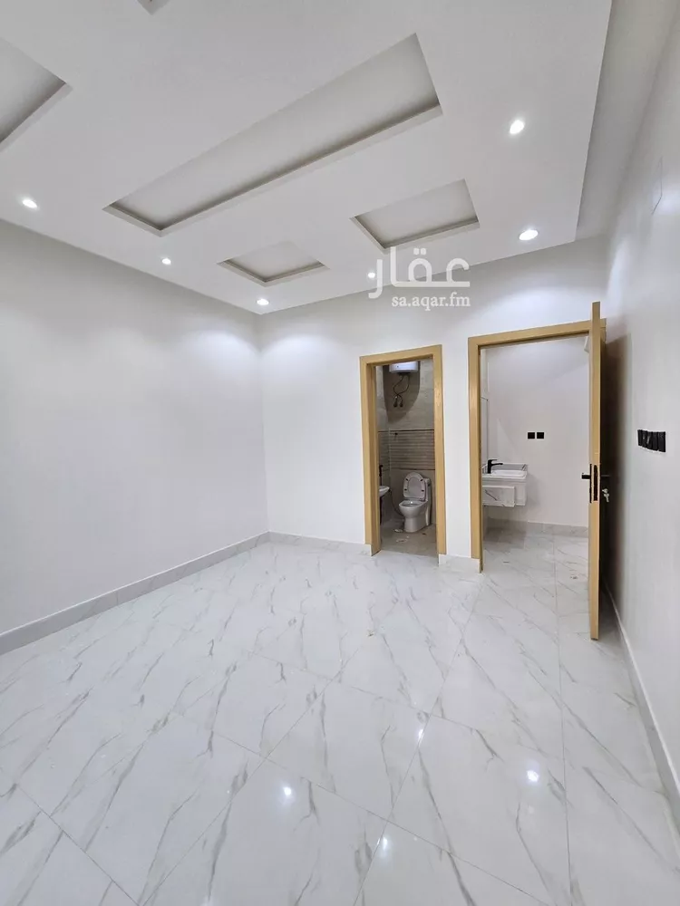 Floor for Sale in Riyadh Tuwaiq صورة 2