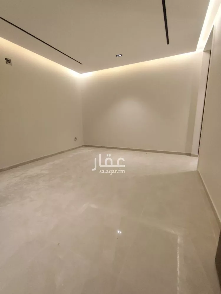 دور للبيع في شارع كعب الهجري, حي عكاظ, مدينة الرياض, منطقة الرياض صورة 5