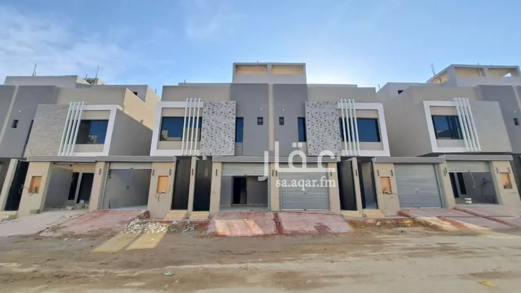 دور للبيع في شارع بعلبك, حي بدر, مدينة الرياض, منطقة الرياض