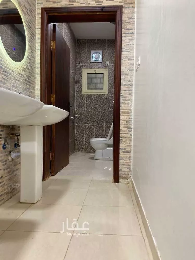 شقة للإيجار في شارع 5457371, حي المرجانية, مدينة رابغ, منطقة مكة المكرمة صورة 2