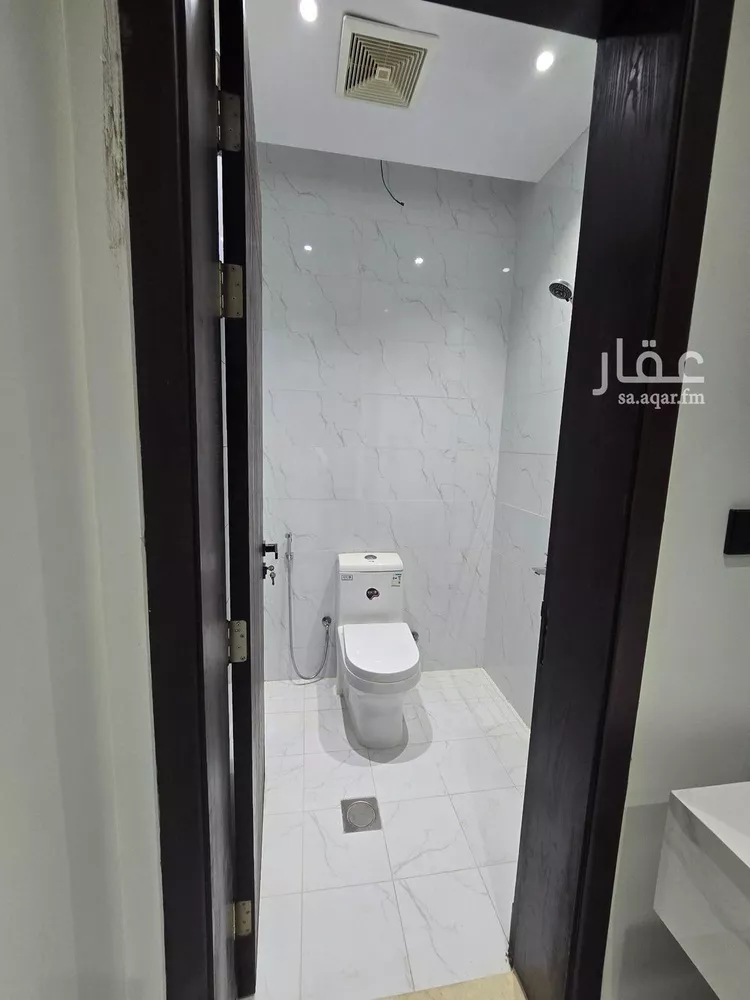 شقة للبيع في شارع الطيري, حي النزهة, مدينة جدة, منطقة مكة المكرمة 17