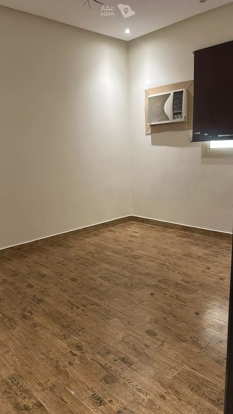 Floor for Rent in Riyadh Al Arid 2