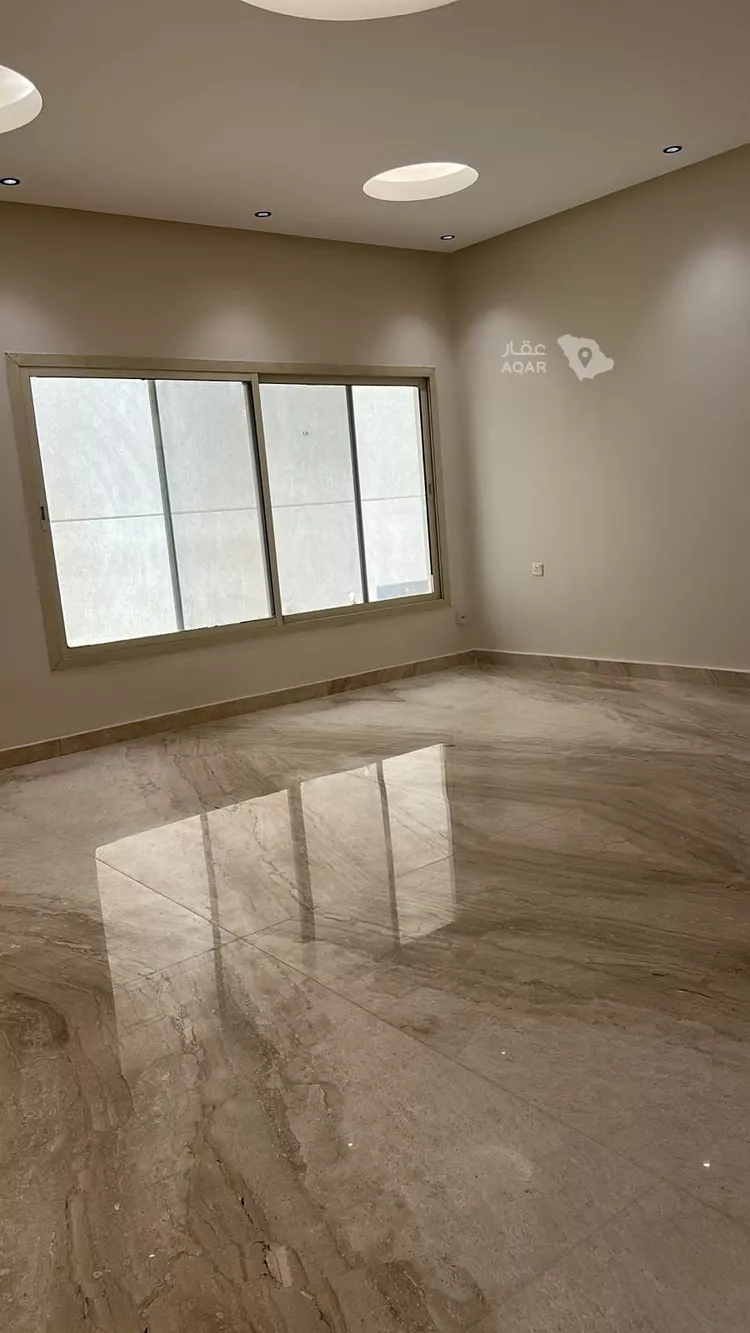 Floor for Rent in Riyadh Al Arid 10