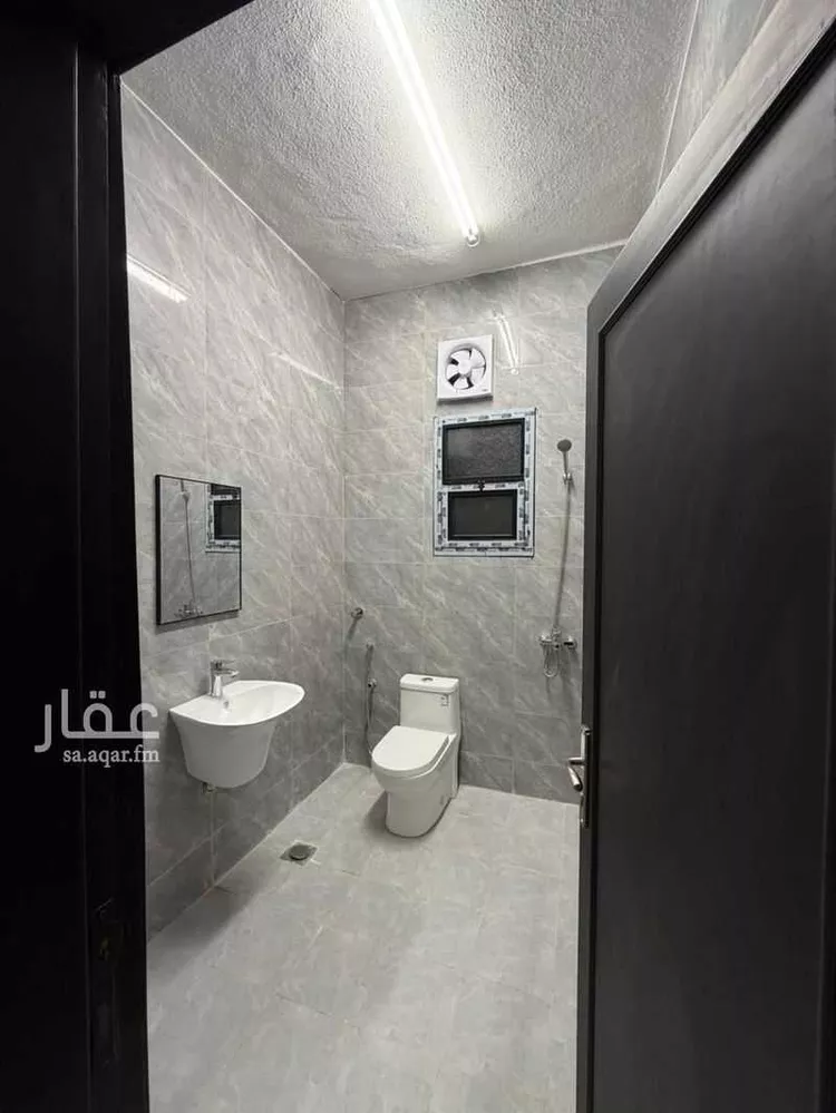 عمارة للإيجار في شارع إسحاق بن بهلول, حي الخالدية, مدينة الرياض, منطقة الرياض صورة 3