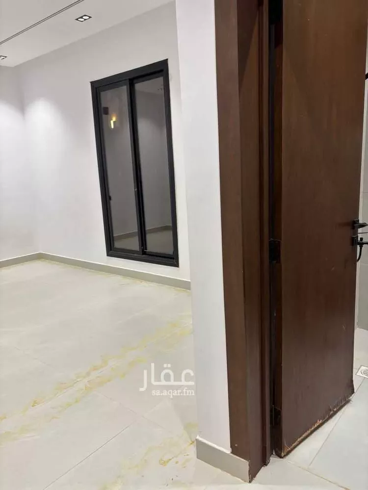 Floor for Sale in Riyadh Al Maizilah صورة 4