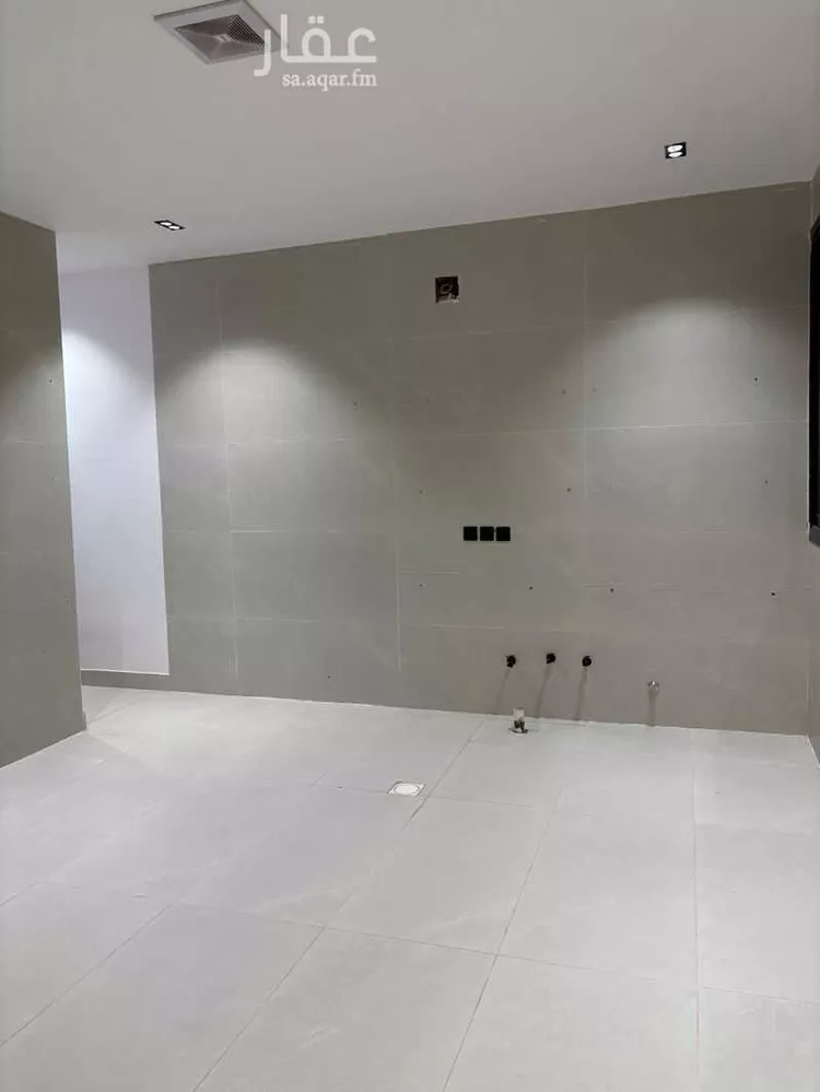 Floor for Sale in Riyadh Al Maizilah صورة 2