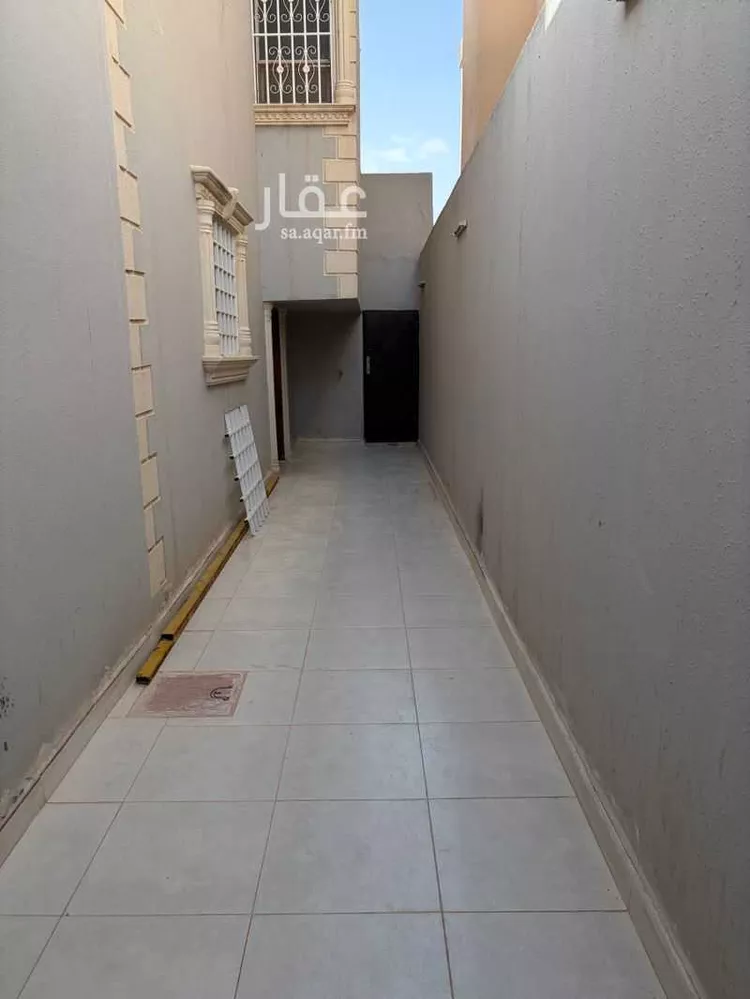 Floor for Rent in Riyadh Al Uraija Al Wusta صورة 2