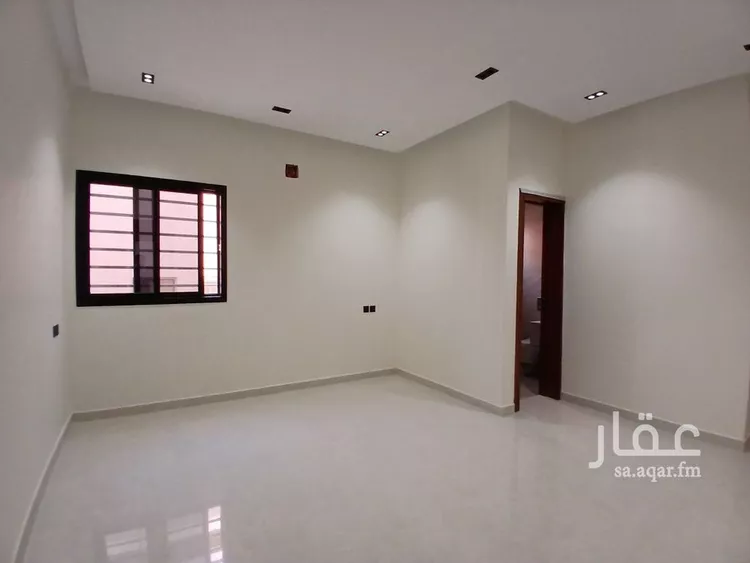 دور للبيع في شارع يحيى الأزدي, حي العوالي, مدينة الرياض, منطقة الرياض 6