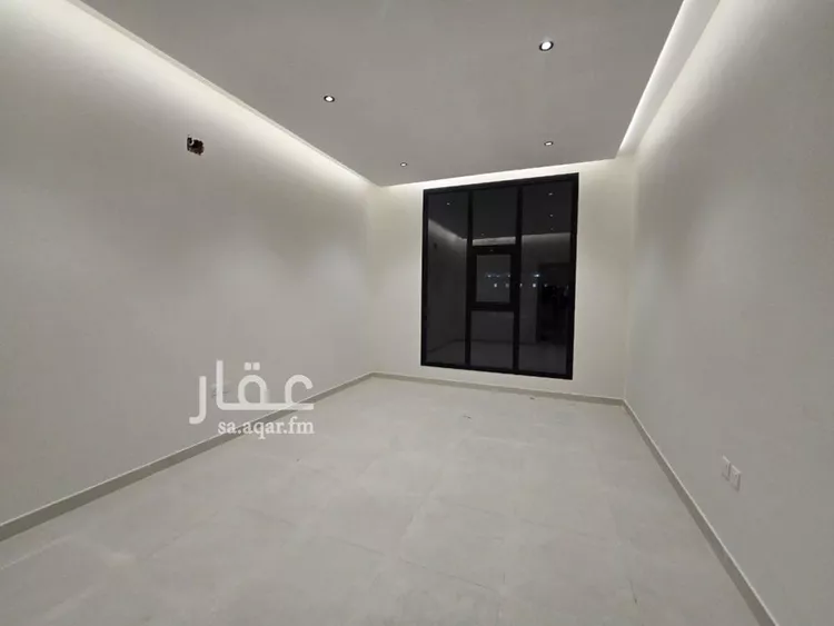 فيلا للبيع في شارع الرشيد التاجر, حي عكاظ, مدينة الرياض, منطقة الرياض صورة 4