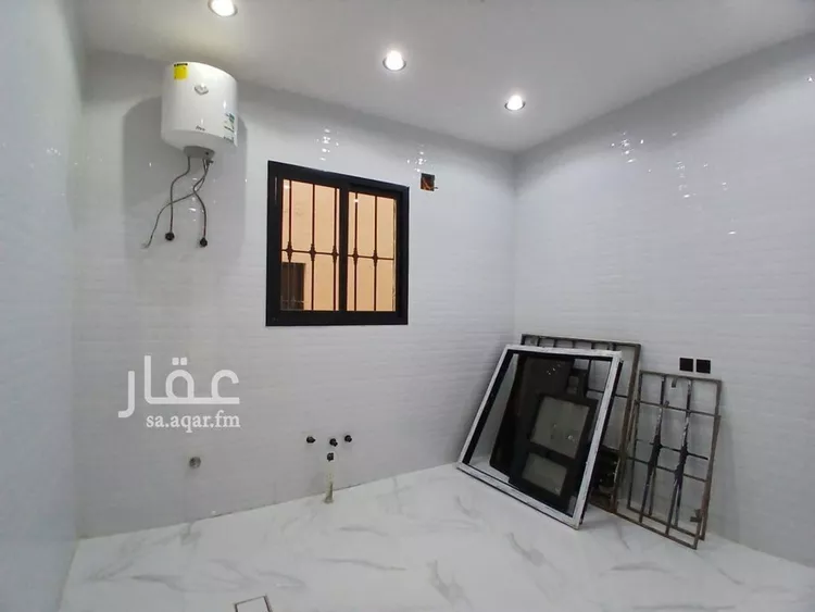 Floor for Sale in Riyadh Tuwaiq صورة 2
