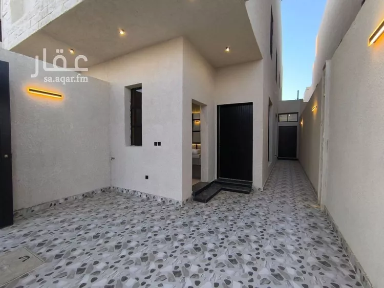 دور للبيع في شارع إسماعيل العطار, حي طويق, مدينة الرياض, منطقة الرياض 11
