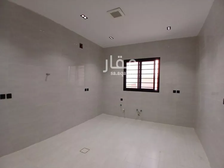 Floor for Sale in Riyadh Dhahrat Namar ุตูุฑุฉ 3