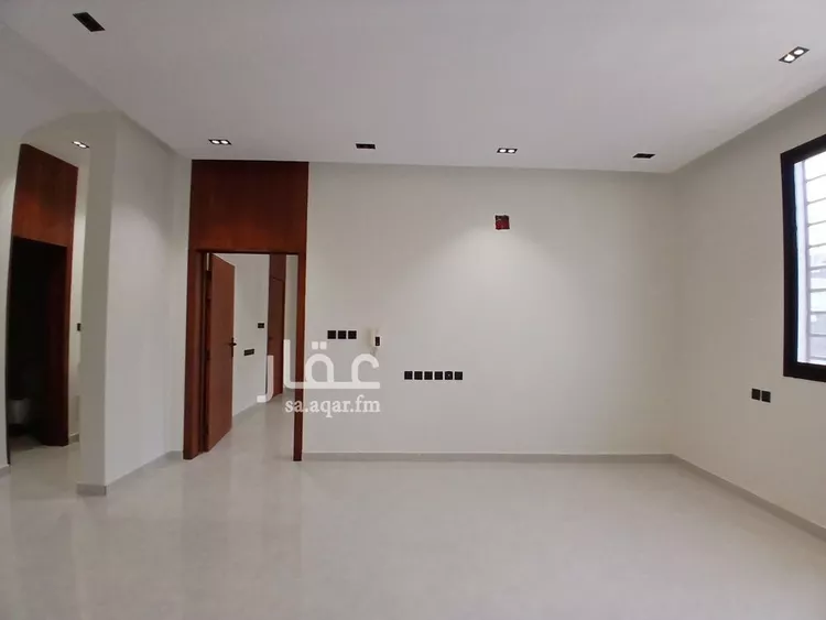 دور للبيع في شارع يحيى الأزدي, حي العوالي, مدينة الرياض, منطقة الرياض 10