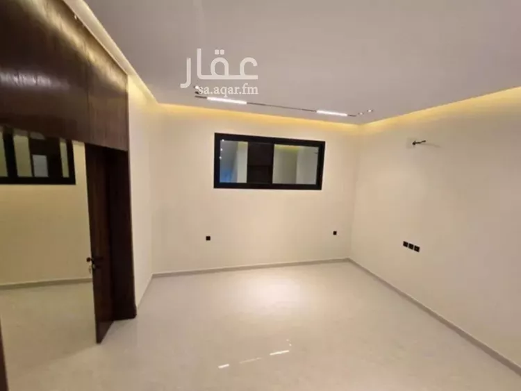 فيلا للبيع في شارع خيمر, حي عكاظ, مدينة الرياض, منطقة الرياض صورة 2