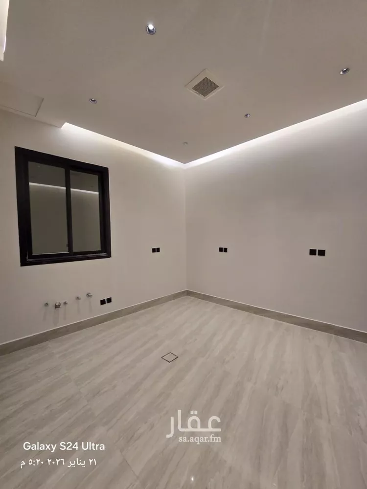 Floor for Sale in Riyadh Dirab 7