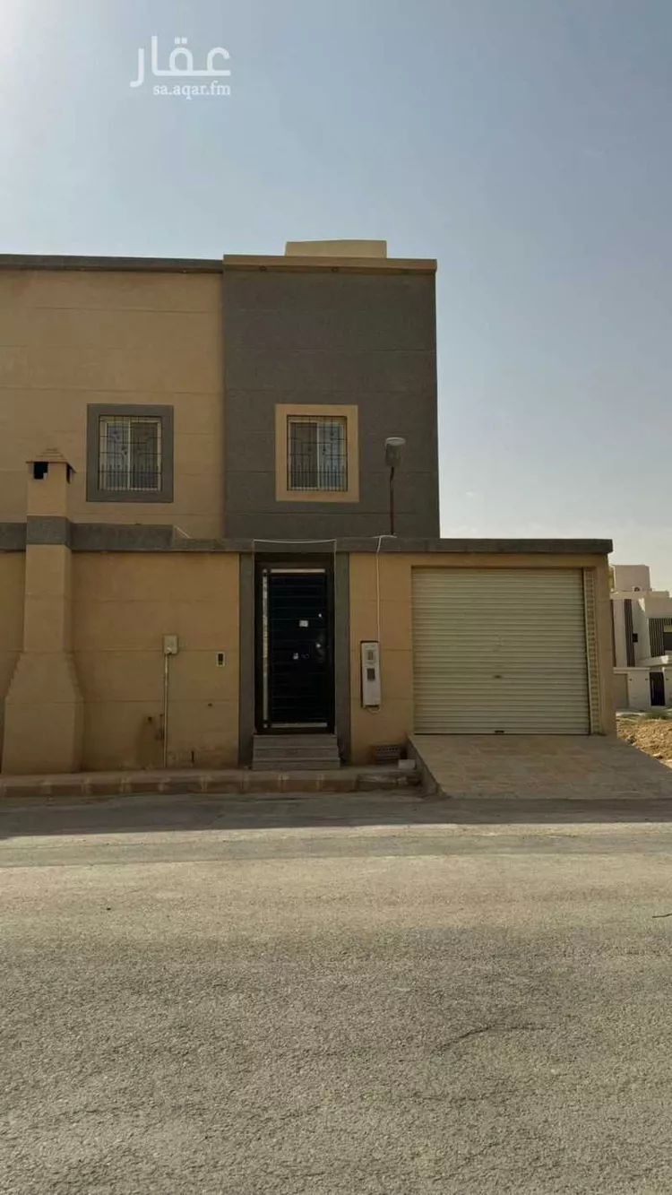 فيلا للبيع في شارع رقم 57, حي ظهرة لبن, مدينة الرياض, منطقة الرياض صورة 2