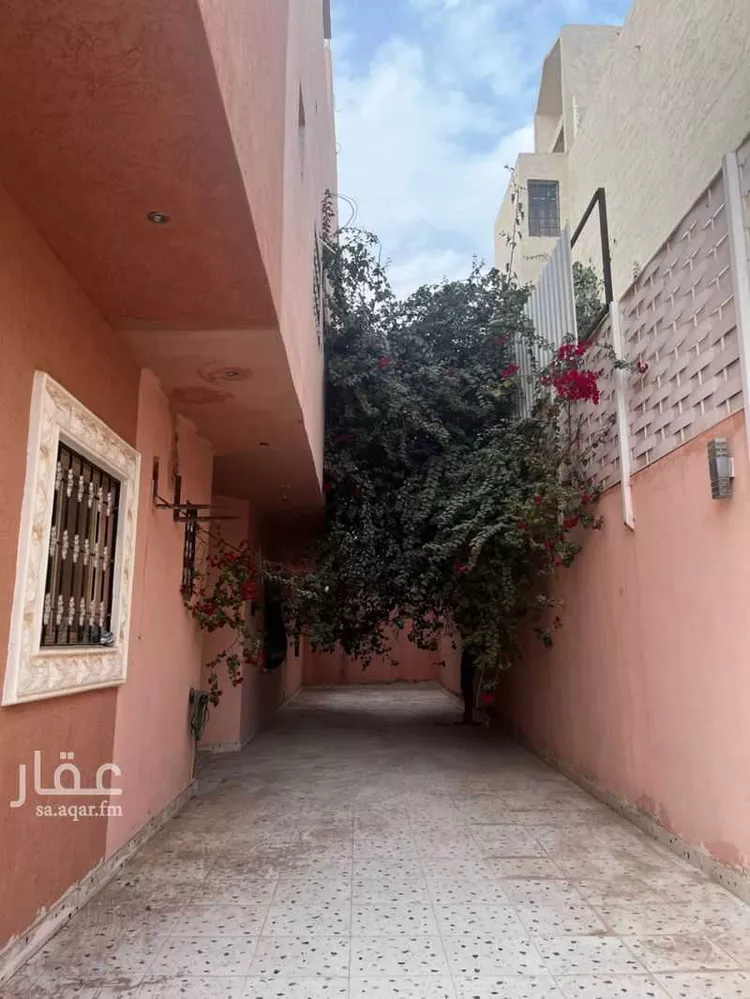 فيلا للإيجار في شارع صفي الدين الكيلاني, حي العوالي, مدينة الرياض, منطقة الرياض صورة 5