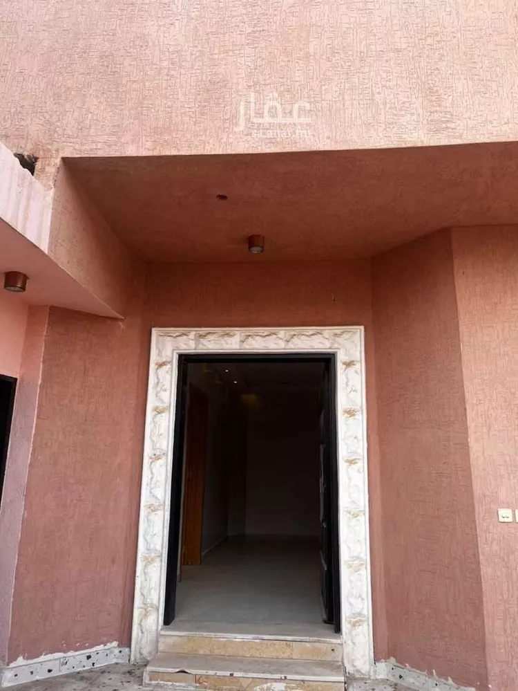 فيلا للإيجار في شارع صفي الدين الكيلاني, حي العوالي, مدينة الرياض, منطقة الرياض