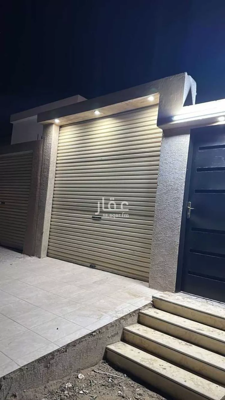 فيلا للبيع في شارع عامر ابن المنذر, حي الحزم, مدينة عفيف, منطقة الرياض